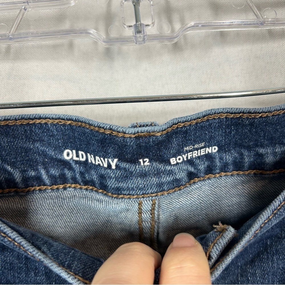 Old Navy | Mid Rise Boyfriend Jeans Distressed Blue Denim Women’s Size 12 - Picture 9 of 13